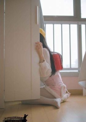 国色天香精品一卡2卡3卡4_剧情片免费在线观看