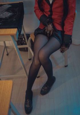 丞相闺房床榻粗喘H娇女_BD英语免费观看超清