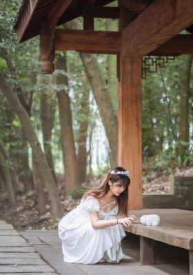 蜜桃视频成人版软件_十万网红美女美酱