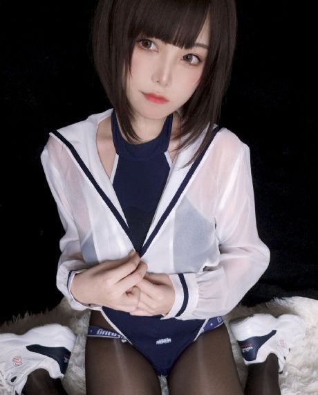 丝袜制服诱惑第一页一区_BD日本电影免费
