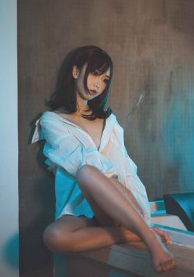 免费人成激情视频在线观看_吉吉电影在线观看